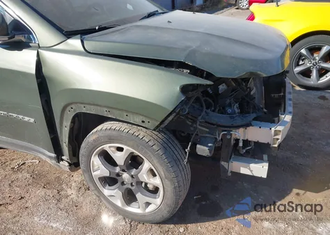 2021 Jeep Compass Limited Fwd z USA, uszkodzony, nr VIN 3C4NJCCB2MT573315